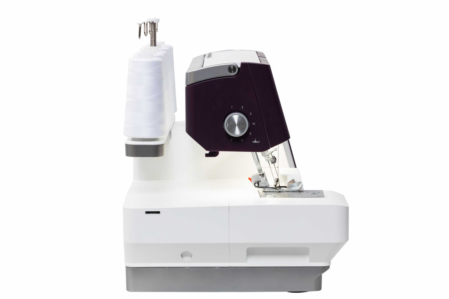 PFAFF admire air 7000 Coverlock Machine