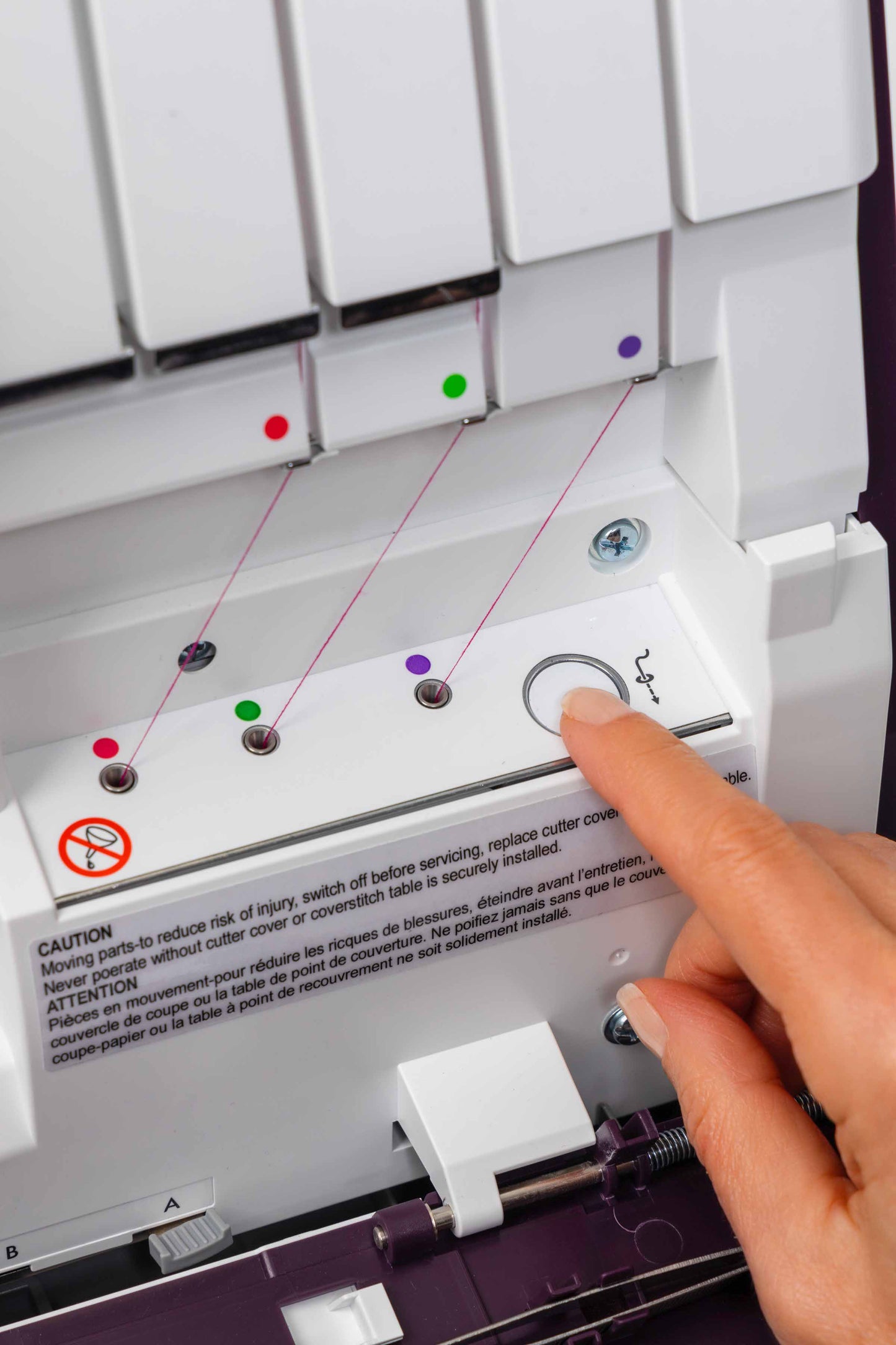 PFAFF admire air 7000 Coverlock Machine