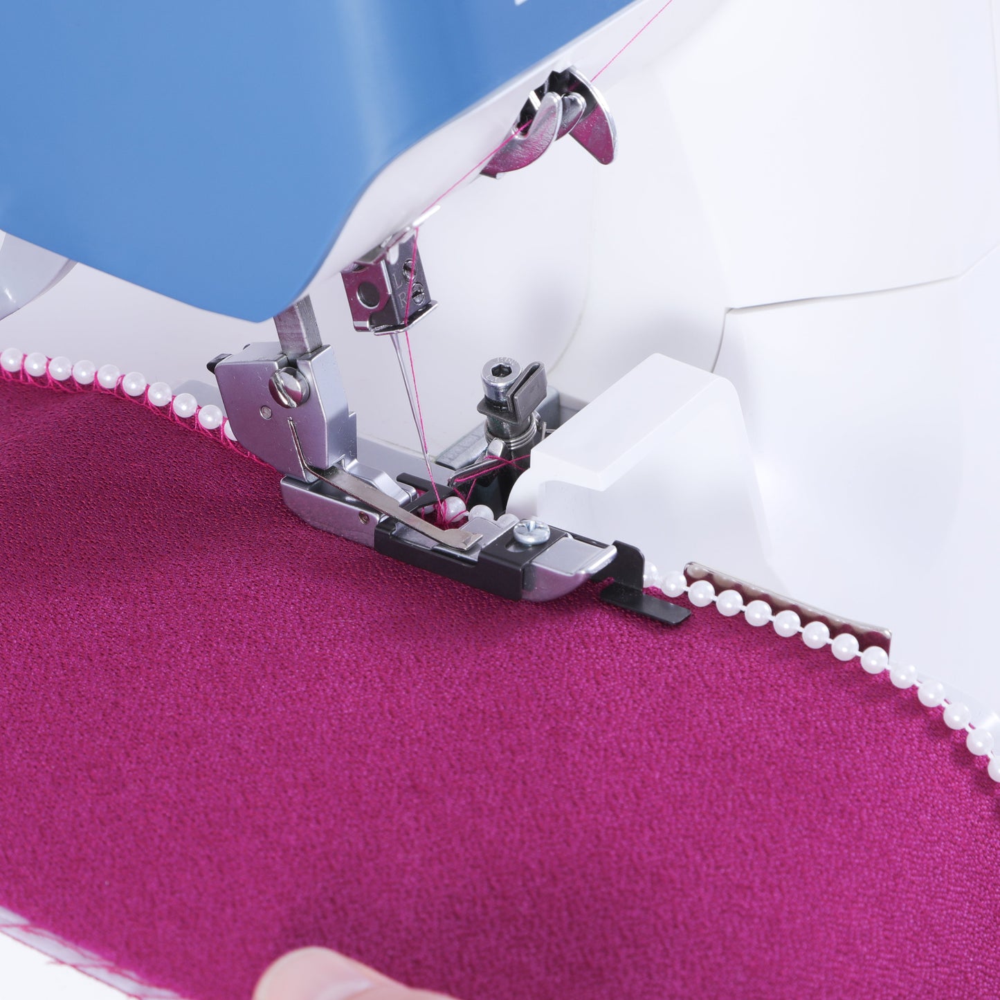 PFAFF admire 1000 Overlock Machine