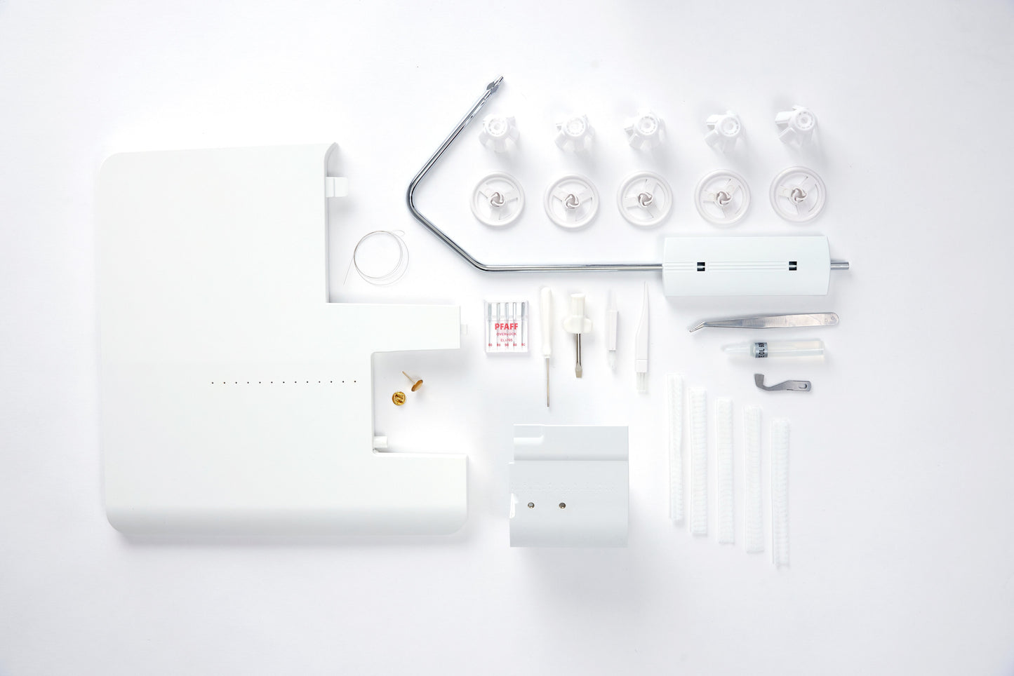 PFAFF admire air 6000 Coverlock Machine