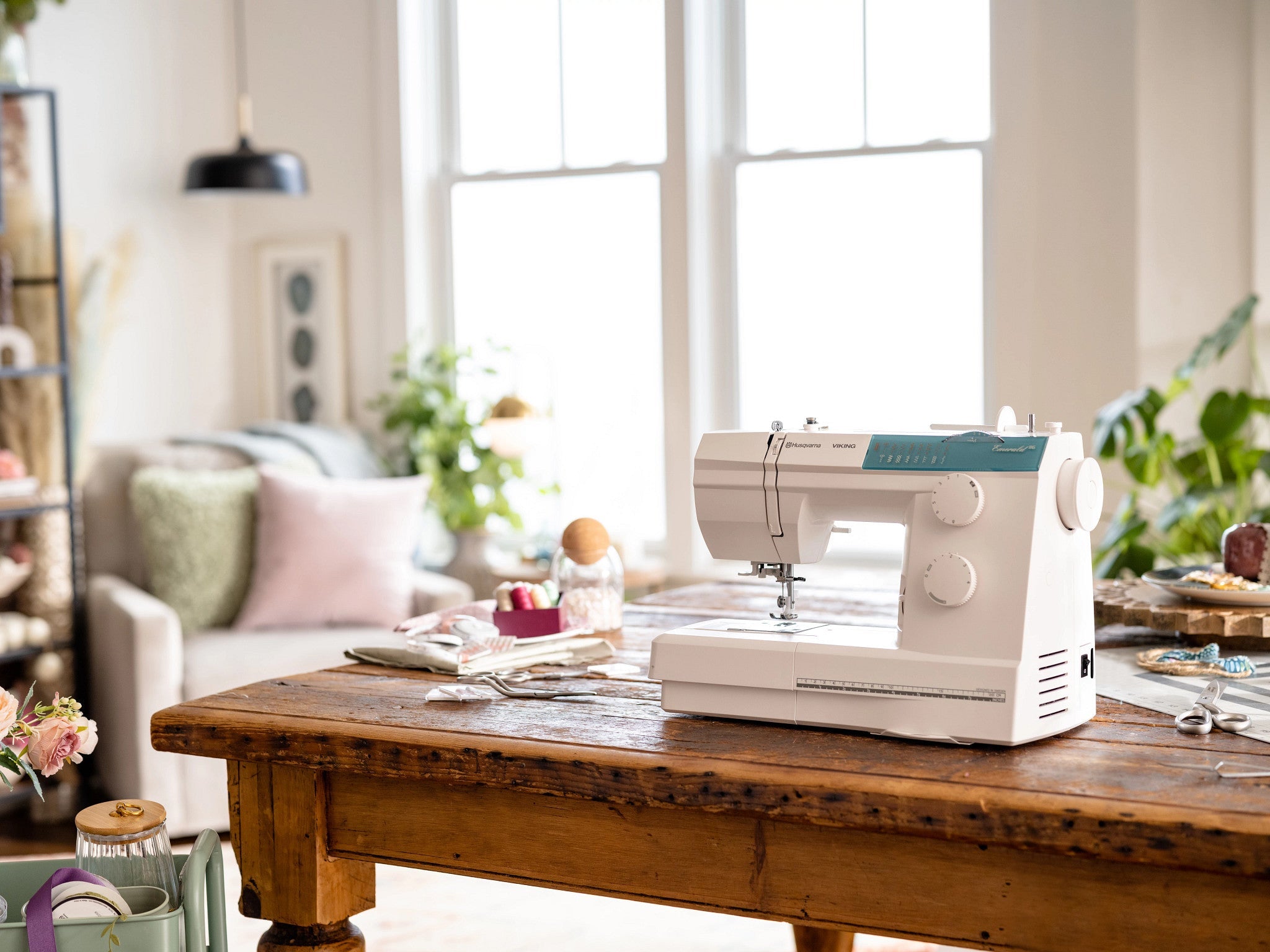 HUSQVARNA VIKING EMERALD 116 – Sew & Sews Inc.